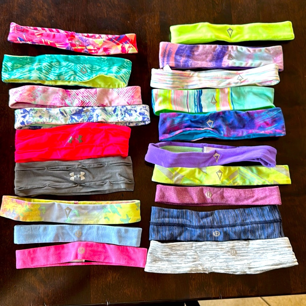 EUC, 19 Lululemon, Under Armour, Ivivva headbands 5 Lululemon, 2 UA, 12 Ivivva.